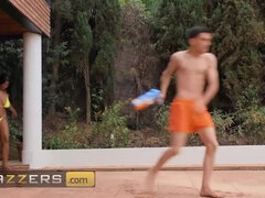 Grosse bite, Brunette brune, Plantureuse, En levrette, Femelle, Léchez, Chatte, Rasée