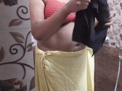 Amatör, Asiatisk, Stor stjärt, Avsugning, Fångad, Mamma, Bröstvårtor, Styvmamma