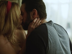 Americano, Rubia, Mamada, Coche, Besar, Tetas naturales, Nalgadas, Tetas