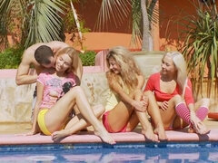 Anal Sex Foursome - Hot Teen Porn