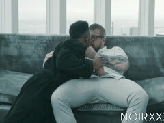 Anál, Černé, Dávení penisem, Péro, Mezirasové, Výprask, Svaly, Tetování