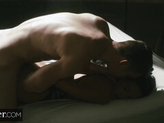 Bondage, Slick, Liten och nätt, Porrstjärnor, Rider, Spanking, Sprutande, Tuttar