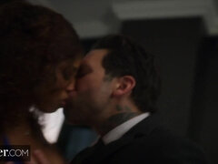 Tekintélyes didik, Gesztenyebarna, Ébenfekete, Kőkemény, Fehérnemű, Nézőpont, Nuni, Lovaglás