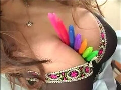 Madura, Corridas, Fetiche, Penetracion con dedos, Pajear, Japonés, Medias largas, Trio