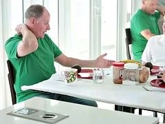 Moeder die ik wil neuken