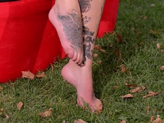 발, 페티쉬, 랑제리, 자연의 가슴, 보지, 면도된, 혼자, 문신