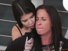 Łazienka, Palcówka, Dziewczyna, Kuchnia, Lesbijka, Lizanie, Zabawki, Podglądacz