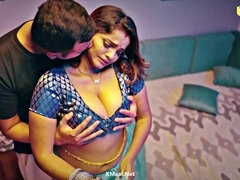 Gros cul, Gros seins, Sucer une bite, Éjaculation interne, Tir de sperme, Hard, Fait maison, Indienne