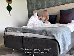 Amatör, Brittisk, Otrohet, Creampie, Hotell, Milf, Dusch, Styvmamma