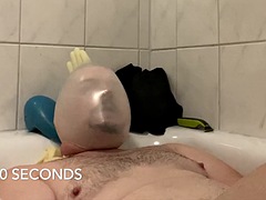 BHDL in - breath play in the bath - fun with latex gloves after shaving