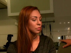 Cul, Petite femme, Chatte, Rousse roux, Rasée, Se déshabiller, Adolescente, Nénés