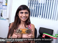 Precious Mia Khalifa's babe scene