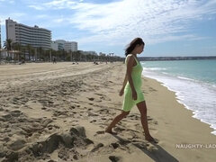 Strand, Store bryster, Brunette, Fetish, Mor jeg gerne vil kneppe, Naturlige bryster, Solo, Bryster