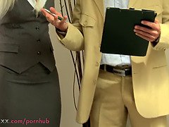 Blondýna, Péro, Honění, Honitba, Milf žcbp, Mamina, Nevlastní máma, Kuřba sání