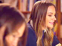 Kukk suging, Fangenskap, Brunette, Ansiktssperm, Kvinner mann, Spøker, Trekant