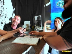 Blondína, Kuřba, Striekanie semena, Na tvár, Peniaze, Drobunké, Piercing