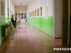 18, Blondi, Ruskeahiuksinen, Tsekki, Lesbo, Pienikokoinen, Venäläinen, Kolmen kimppa