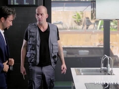 Gros cul, Grosse bite, Brunette brune, Gorge profonde, Branlette thaïlandaise, Orgasme, Jarretelles, Adolescente