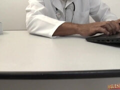 Anal, Baben, Stor stjärt, Brunett, Knubbig, Doktor, Latina, Tuttar