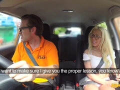 아마추어, 큰 가슴, 금발의, 크림파이, 유럽인, 목구멍이 막히는, 핸드잡, 야외의