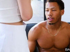 아기, 큰 음경, 흑인, 금발의, 오랄섹스, 다른 인종간의, 야외의, 엉덩이 때리기