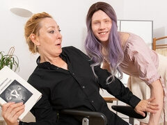 Veľký zadok, Veľké péro, Kuřba, Na psíka, Dospelé, Kancelária, Ryšavé, Krátke vlasy