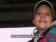 Amatoriale, Culo, Macchina, All'aperto, Punto di vista pov, Pubblico