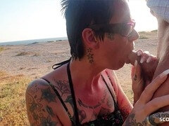 Любители, Минет, Парочка, Немки, Зрелые, Милф, На публике, Тату