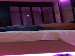 Ερασιτέχνης, Υπνοδωμάτιο, Χύσιμο, Σε στάση σκύλου στα τέσσερα, Σπιτικό, Οργασμός, Στρώνουν, Έφηβος