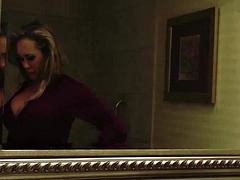 Asiater, Stor svart kvinne, Stor kukk, Store pupper, Fangenskap, Bløtkake, Sperm skott, Kjæreste