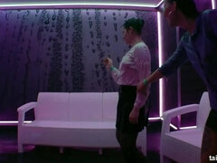 Brunetta, Vestite, Femmina, Cuio, Tette naturali, Raso, Calze, Tette