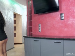 Rit, Rjavolaska, Kosmate, Spodnje perilo, Samozadovoljevanje, Zabuhle bradavičke, Tetovaže