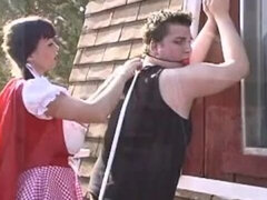 Sadomasochismus, Fesselspiele, Braunhaarige, Weibliche domination, Fetisch, Spassig, Würgen, Riesig