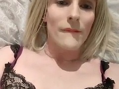 Sissy facial