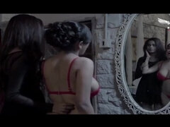 Ázsiai, Hatalmas hátsó, Krémes süti, Ondó fröcskölés, Lábszex, Kőkemény, Házi készítésű, Leszbikus