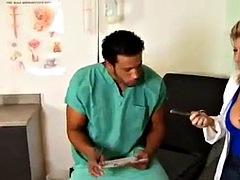 Tette grandi, Bionda, Tette