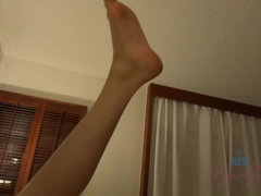 Ranta, Blondi, Paljas, Näkökulma pov, Pillu, Squirting, Tatuointi, Vibraattori