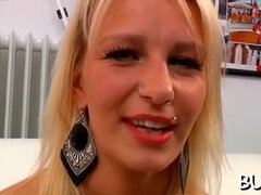 Csoport, Érett feleség, Vöröshajú, Egyedül