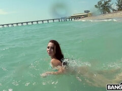Kukk suging, Brunette, Sæd i munnen, Sperm skott, Hd, Ridning, Barbert, Svelge