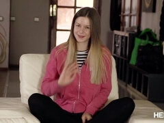 Из жопы в рот, Минет, Пальцем, Большие дырки, Секс без цензуры, Бассейн, Втроем, Игрушки