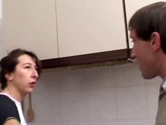 Amatéři, Anál, Kompilace, Stříkání spermatu, Evropské, Italské, Pokojská, Milf žcbp