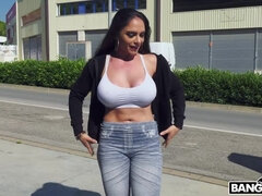 Velika rit, Rjavolaska, Zunanji izliv, Doggystyle, Hd, Latinka, Jahanje, Trojček