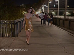 Stor rumpe, Store pupper, Blond, Kukk suging, Sexy undertøy, Offentlig