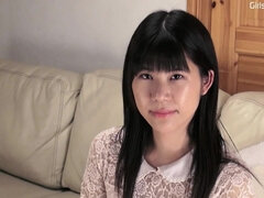 Cute teen Maomi japanese pussy close up