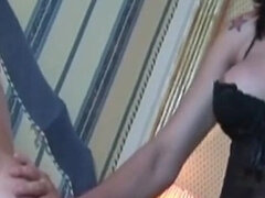 Anale, Grande cazzo, Tette grandi, Pompino, Facciale, Lingerie, Donna con pene, Terzetto