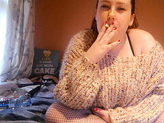 Amatør, Stor svart kvinne, Stor rumpe, Hæler, Hjemmelaget, Røyker